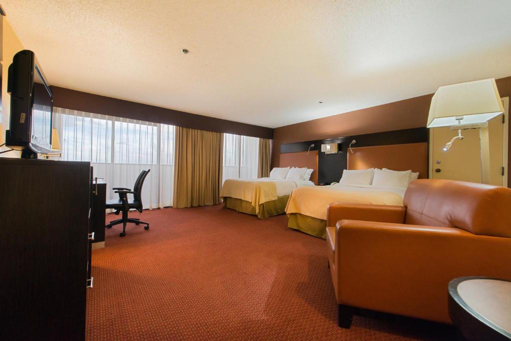 GreenTree Hotel Phoenix West image 17